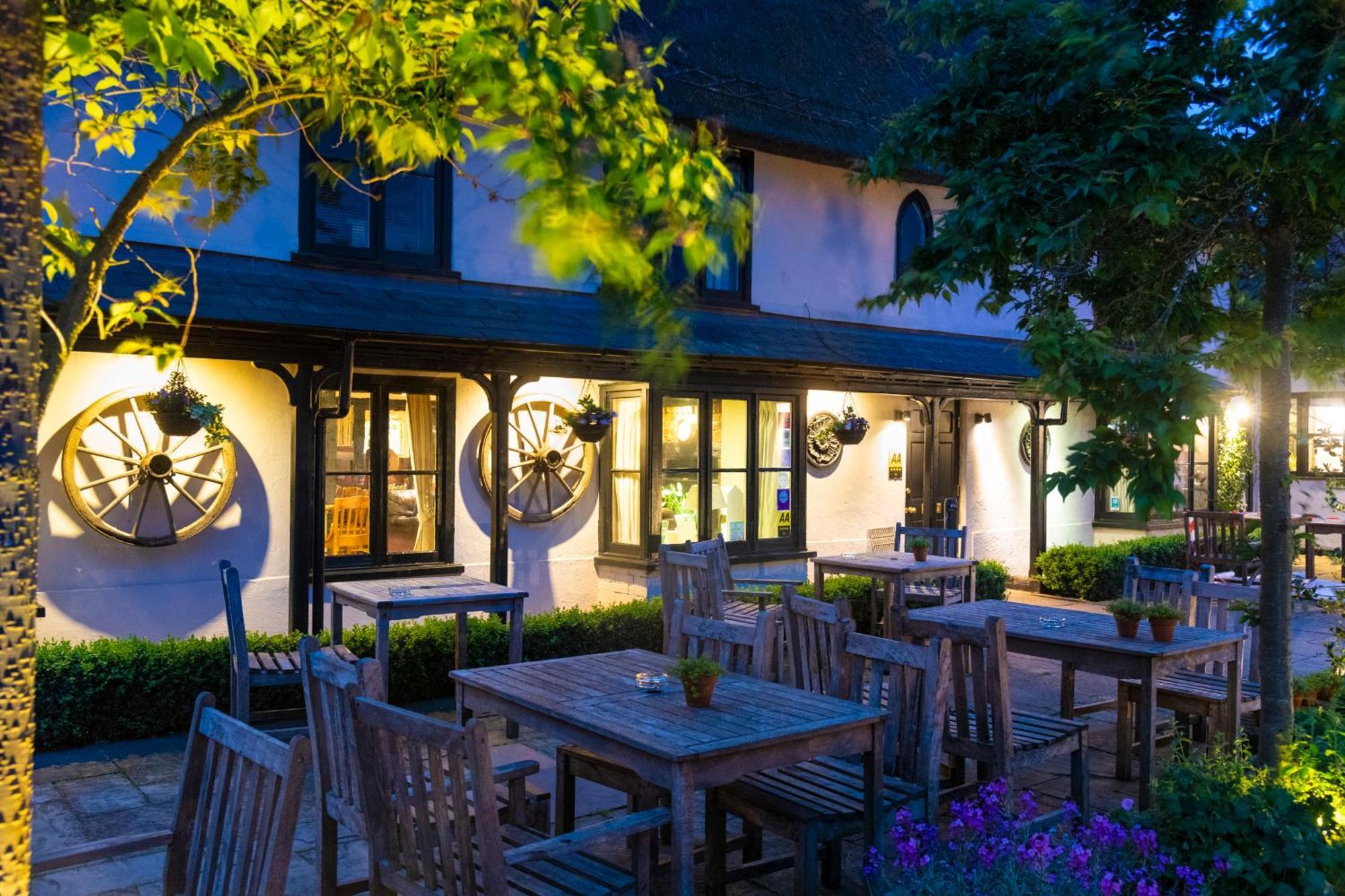 The Black Bull Inn Balsham Buitenkant foto